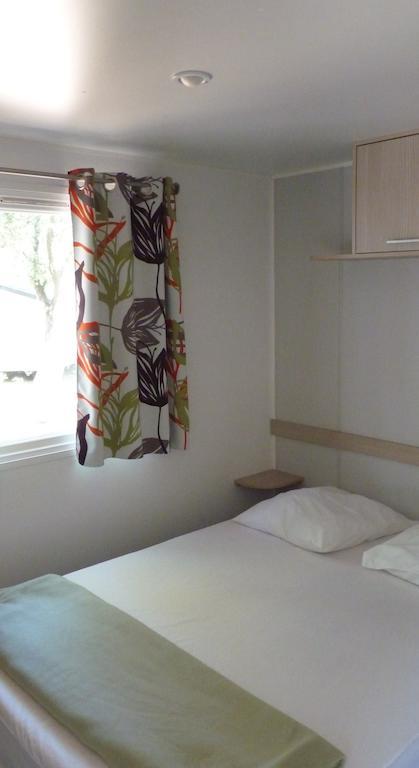Camping la Sousta**** Remoulins Habitación foto